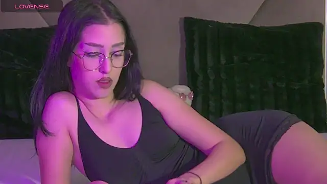 AishaHummer online show from 11.19.25