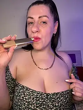 Evelinia online show from 05.25.26