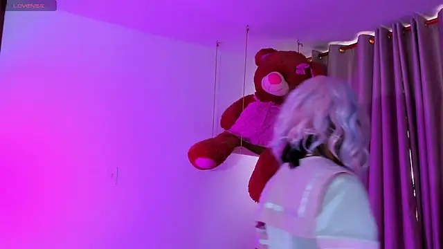 Snapshot of KaattySweet_ chatting on 10.09.25 KaattySweet online show from 10.09.25