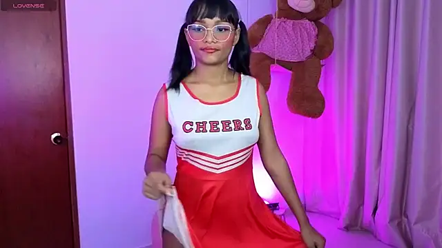 Snapshot of KaattySweet_ chatting on 07.19.26 KaattySweet online show from 07.19.26