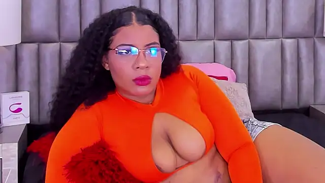 Snapshot of MelannyTylor chatting on 01.25.25 MelannyTylor online show from 01.25.25