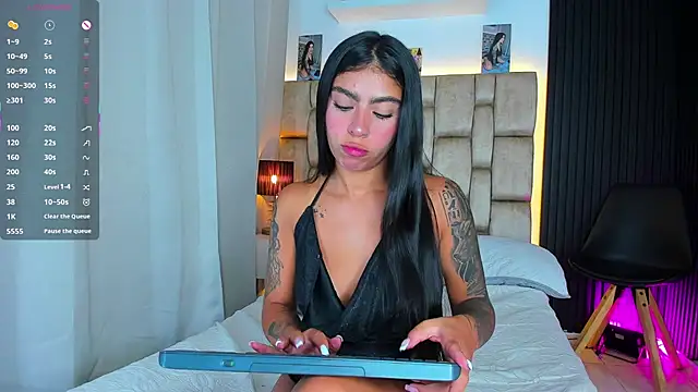 little sophie18 online show from 03.30.26