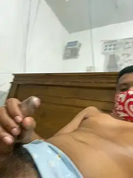 Heavenranger1997 online show from 02.14.26