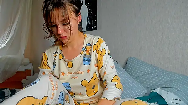 foxy blond online show from 09.23.25