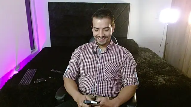 Snapshot of Ian_Daviz chatting on 07.11.26 Ian Daviz online show from 07.11.26