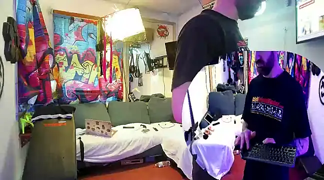 KRYZTALYNXXX online show from 02.23.25