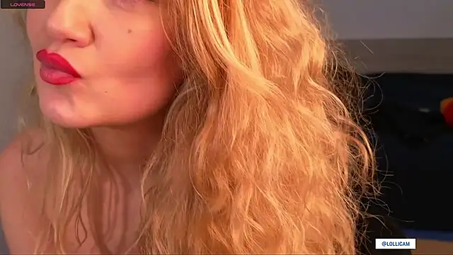 Lolli  Moon online show from 02.11.25