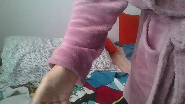 hairygirl80 online show from 10.30.25