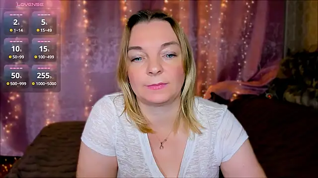 Regina  blue online show from 01.14.25