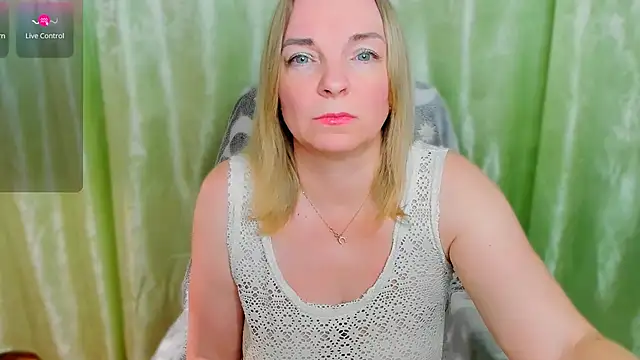 Regina  blue online show from 03.07.25