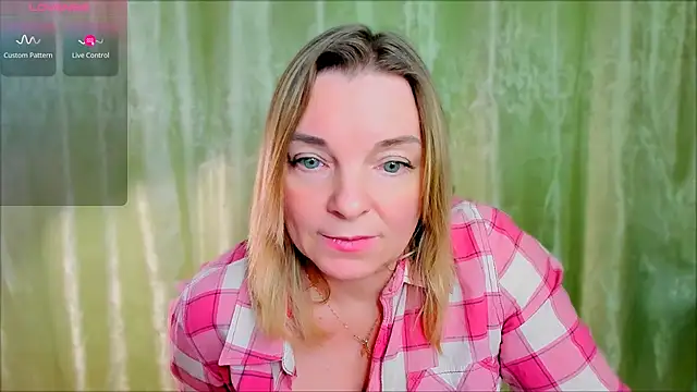 Regina  blue online show from 03.11.25