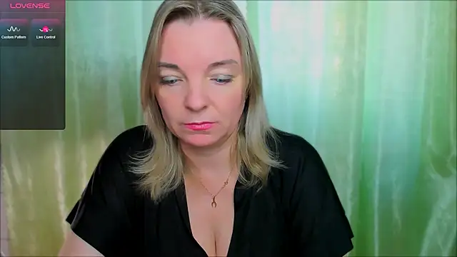 Regina  blue online show from 03.22.25