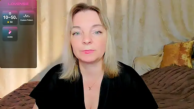 Regina  blue online show from 10.17.25