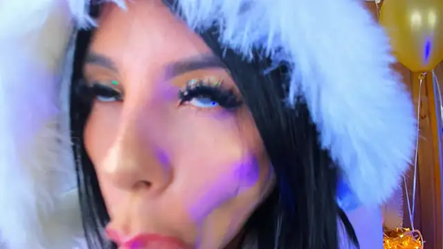 Snapshot of Natasha_hartaman chatting on 12.24.24 Natasha hartaman online show from 12.24.24