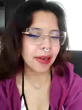 Snapshot of Scarlett-Smithh chatting on 12.20.24 Scarlett-Smithh online show from 12.20.24