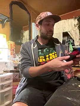 SmokingSloth online show from 12.20.25