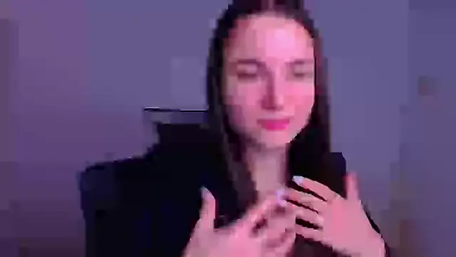 Eva Janee online show from 12.26.24