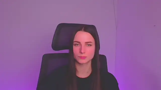 Eva Janee online show from 01.29.25