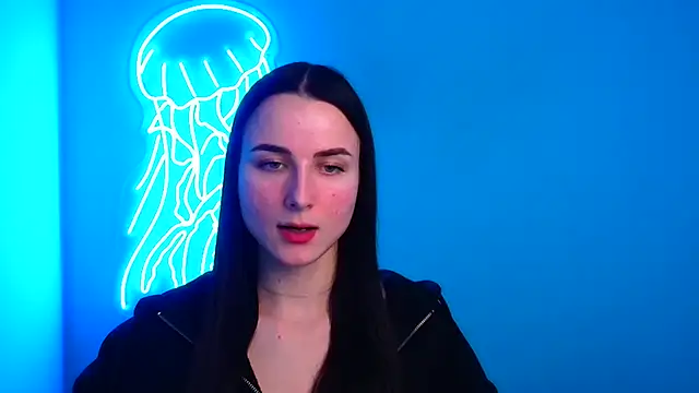 Eva Janee online show from 01.30.25