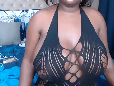 Snapshot of BlackJaguar30 chatting on 02.24.25 BlackJaguar30 online show from 02.24.25