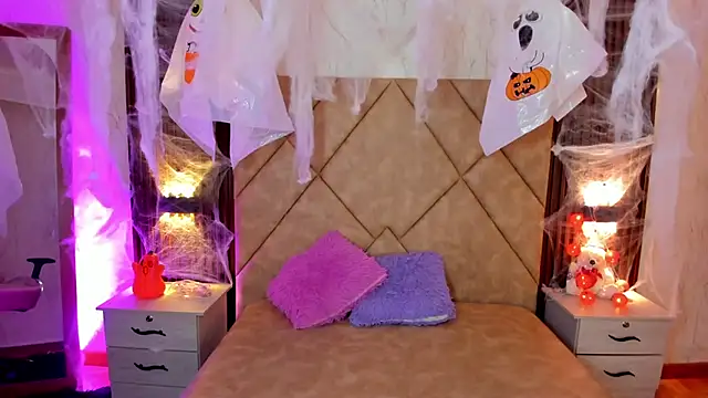 SummersAngel online show from 10.15.25