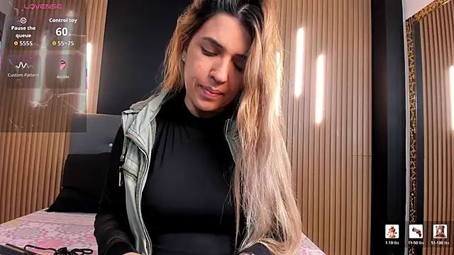 Snapshot of EvaaLovia1 chatting on 03.11.26 EvaaLovia1 online show from 03.11.26