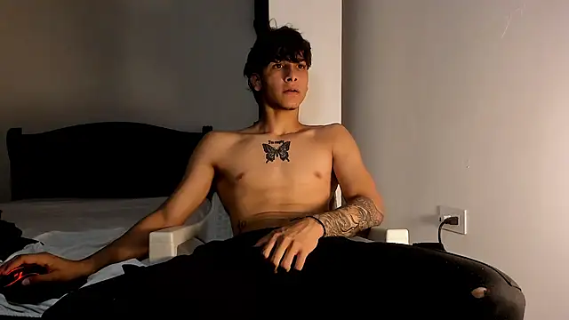 Snakebutterfly online show from 01.07.25