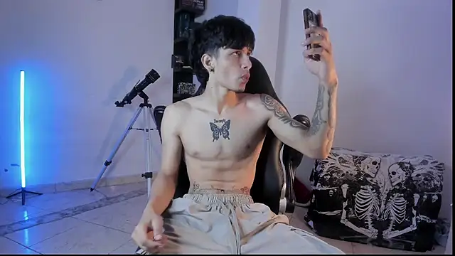 Snakebutterfly online show from 10.19.25