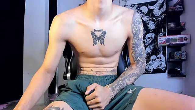 Snakebutterfly online show from 03.04.26