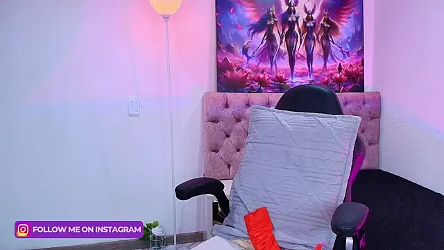 Snapshot of Amara_vega chatting on 02.27.25 Amara vega online show from 02.27.25