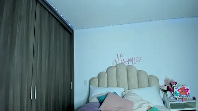 Snapshot of NaomiAsha chatting on 02.04.26 NaomiAsha online show from 02.04.26