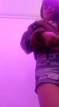 AlexandraJones  online show from 03.16.25