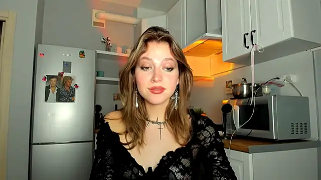 Niky  Jess online show from 02.13.25