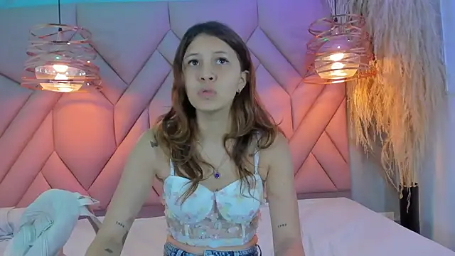 AngelaaCute  online show from 12.31.24