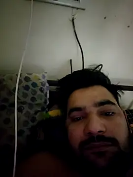 Snapshot of The_Big_Loin_ chatting on 02.25.25 The Big Loin online show from 02.25.25