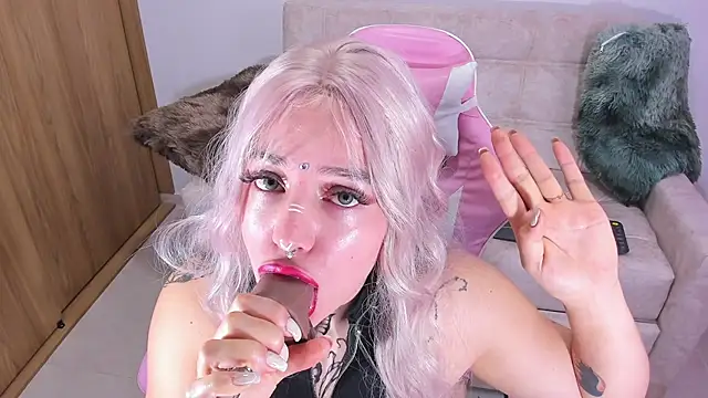 annika taylor online show from 12.24.24