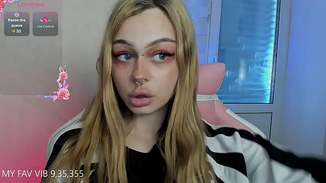 shy melony online show from 04.19.26