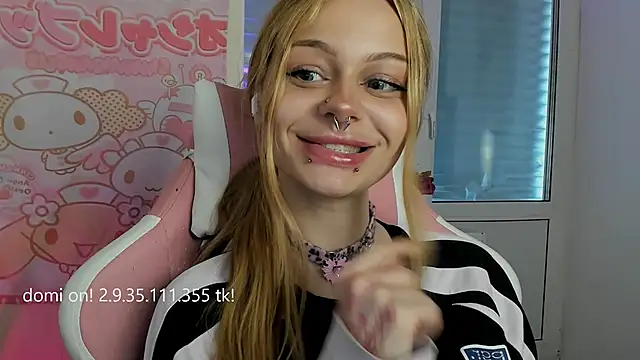 Snapshot of shy_melony chatting on 05.04.26 shy melony online show from 05.04.26