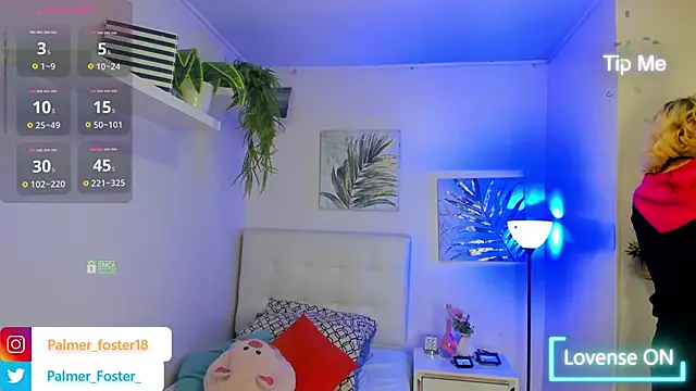 Snapshot of Palmer-Foster chatting on 02.24.25 Palmer-Foster online show from 02.24.25