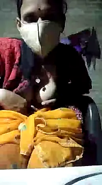Snapshot of Poonam-bab chatting on 12.19.24 Poonam-bab online show from 12.19.24