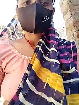 Snapshot of Poonam-bab chatting on 03.06.25 Poonam-bab online show from 03.06.25