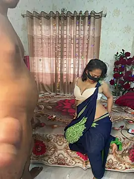 Snapshot of Desi_Best_Anal chatting on 03.18.26 Desi Best Anal online show from 03.18.26
