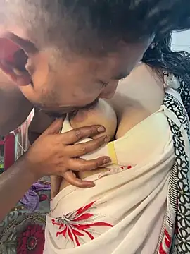 Snapshot of Desi_Best_Anal chatting on 03.19.26 Desi Best Anal online show from 03.19.26