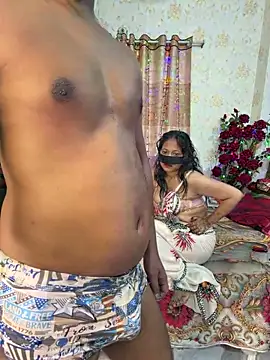 Snapshot of Desi_Best_Anal chatting on 03.20.26 Desi Best Anal online show from 03.20.26