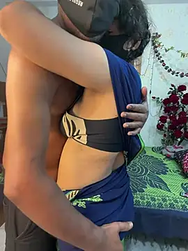 Snapshot of Desi_Best_Anal chatting on 04.30.26 Desi Best Anal online show from 04.30.26