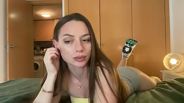 Snapshot of SweetTits26 chatting on 02.16.26 SweetTits26 online show from 02.16.26