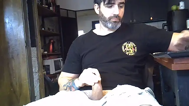 Snapshot of ozzypsico13 chatting on 07.02.26 ozzypsico13 online show from 07.02.26