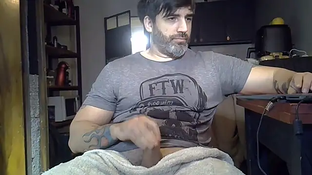 Snapshot of ozzypsico13 chatting on 07.23.26 ozzypsico13 online show from 07.23.26