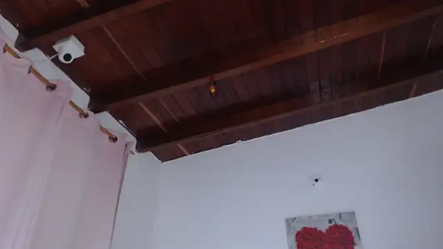 Amara Red online show from 02.11.26