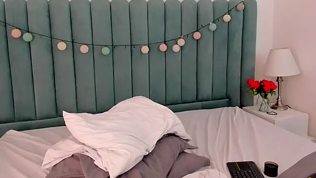 AnnyCherry  online show from 03.17.25